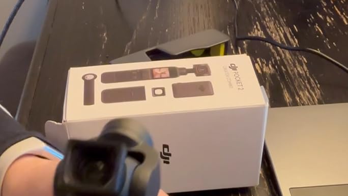 Amazon.com: DJI Pocket 2 - Handheld 3-Axis Gimbal Stabilizer